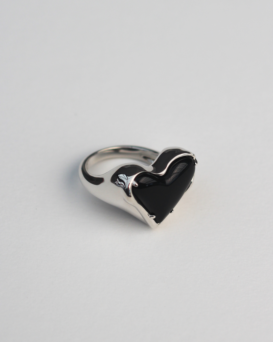 Whitney Heart Signet Ring